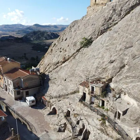 Rifugio Porta Nord 게스트하우스 Sperlinga