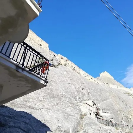 ゲストハウス Rifugio Porta Nord