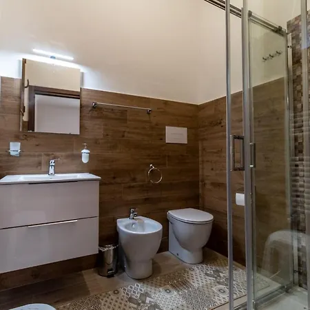 Rifugio Porta Nord ゲストハウス Sperlinga