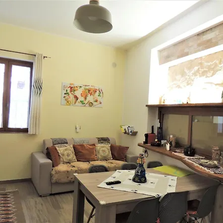 Rifugio Porta Nord بيت ضيافة Sperlinga