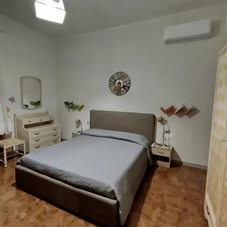 ゲストハウス Rifugio Porta Nord Sperlinga